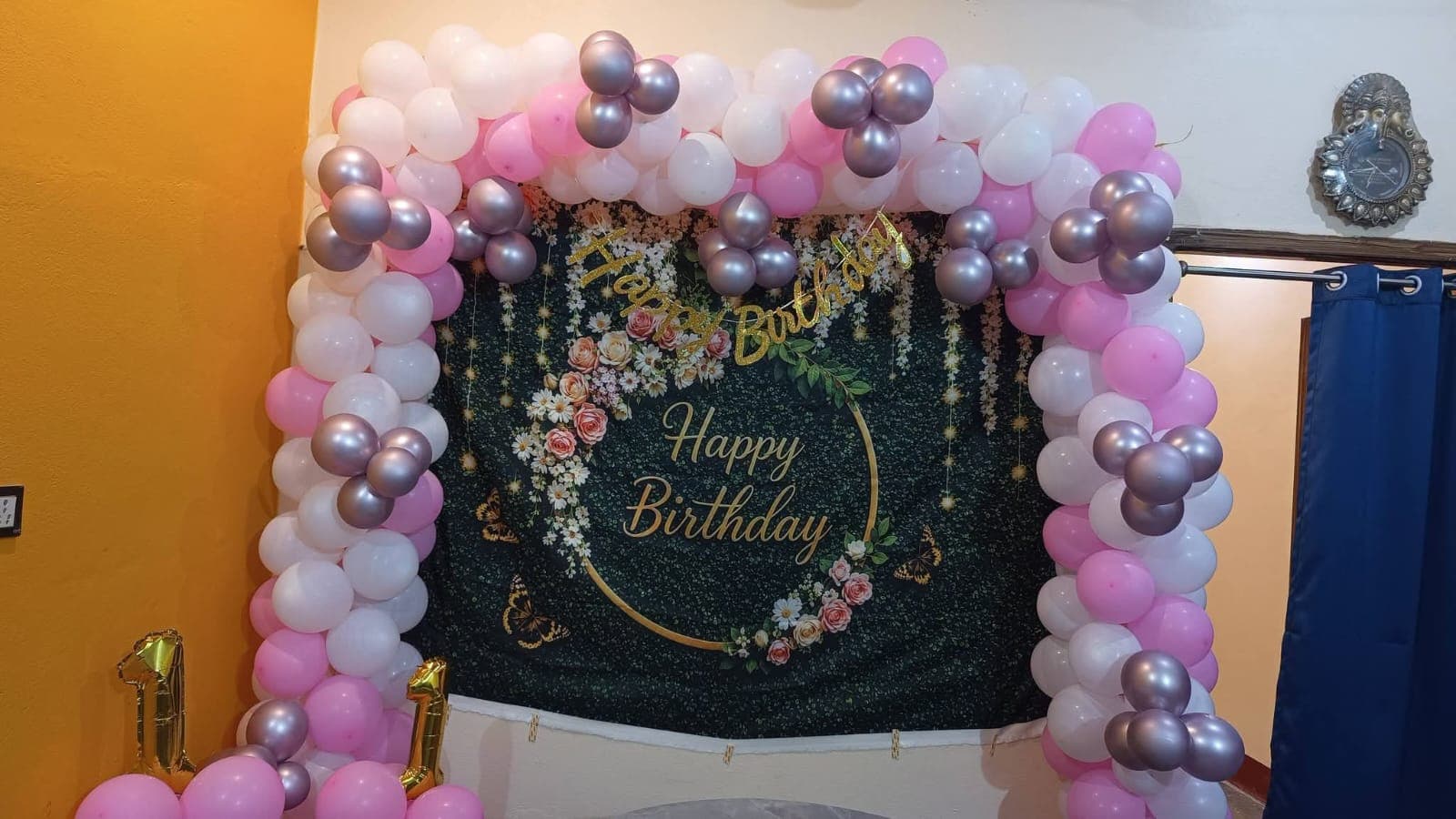 Kids theme balloon decoration